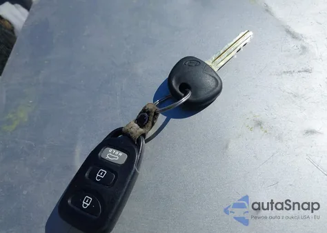 2012 Hyundai Elantra Gls (Ulsan Plant) из США, поврежденный, VIN KMHDH4AE3CU310308